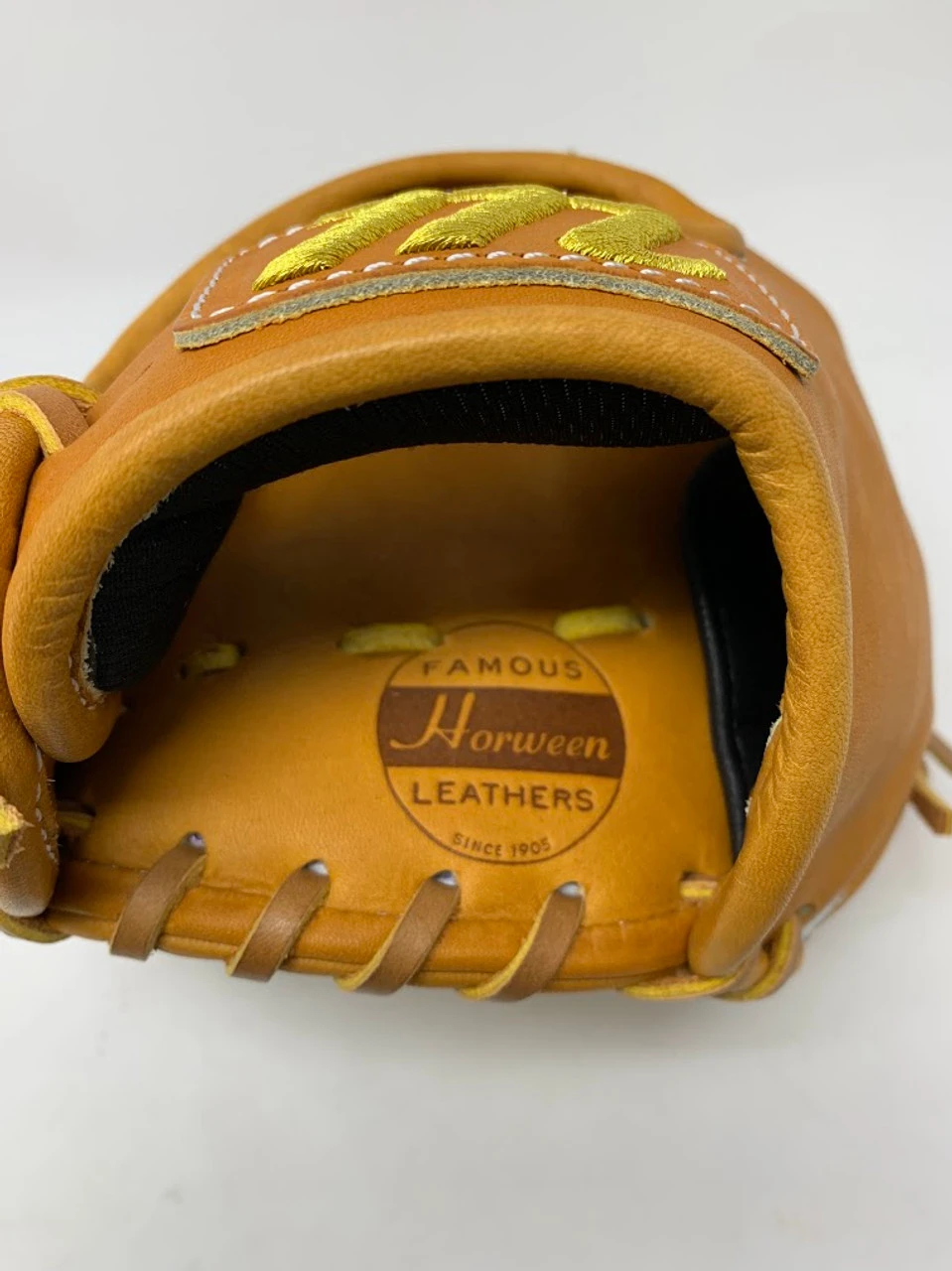 Marucci Capitol Horween Baseball Glove 65A3 12.00 H Web Right Hand Throw - Image 6