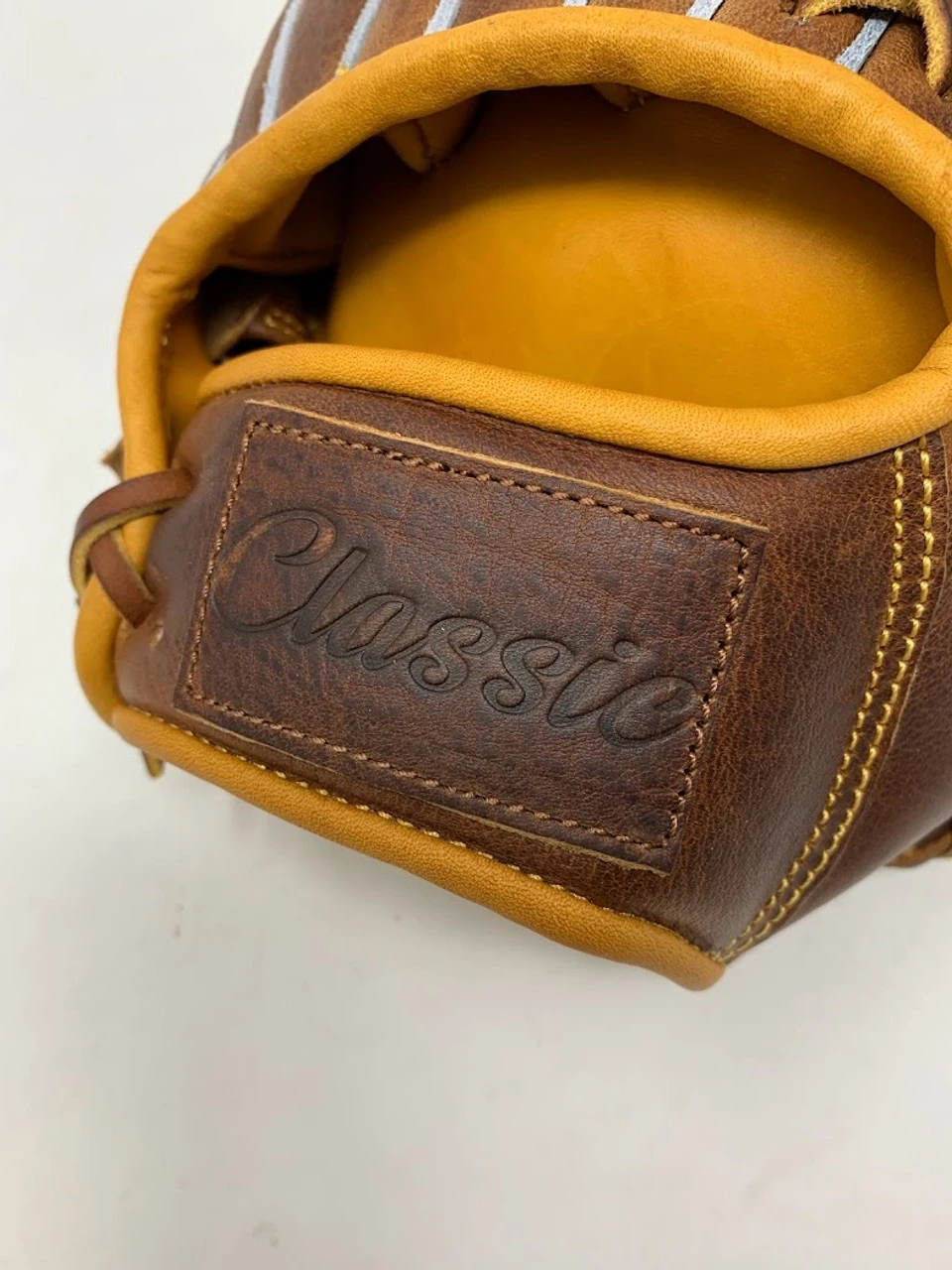 Classic Baseball Glove 11.25 Inch One Piece Oil Chestnut Right Hand Throw - Image 12